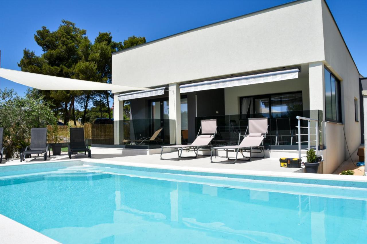 Villa Sportiva Zadar With Private Heated Pool 외부 사진